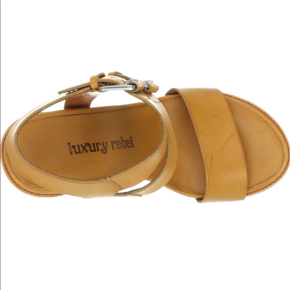 Luxury Rebel Chantal Womens Tan Platforms Sandal - Picture 6 of 10